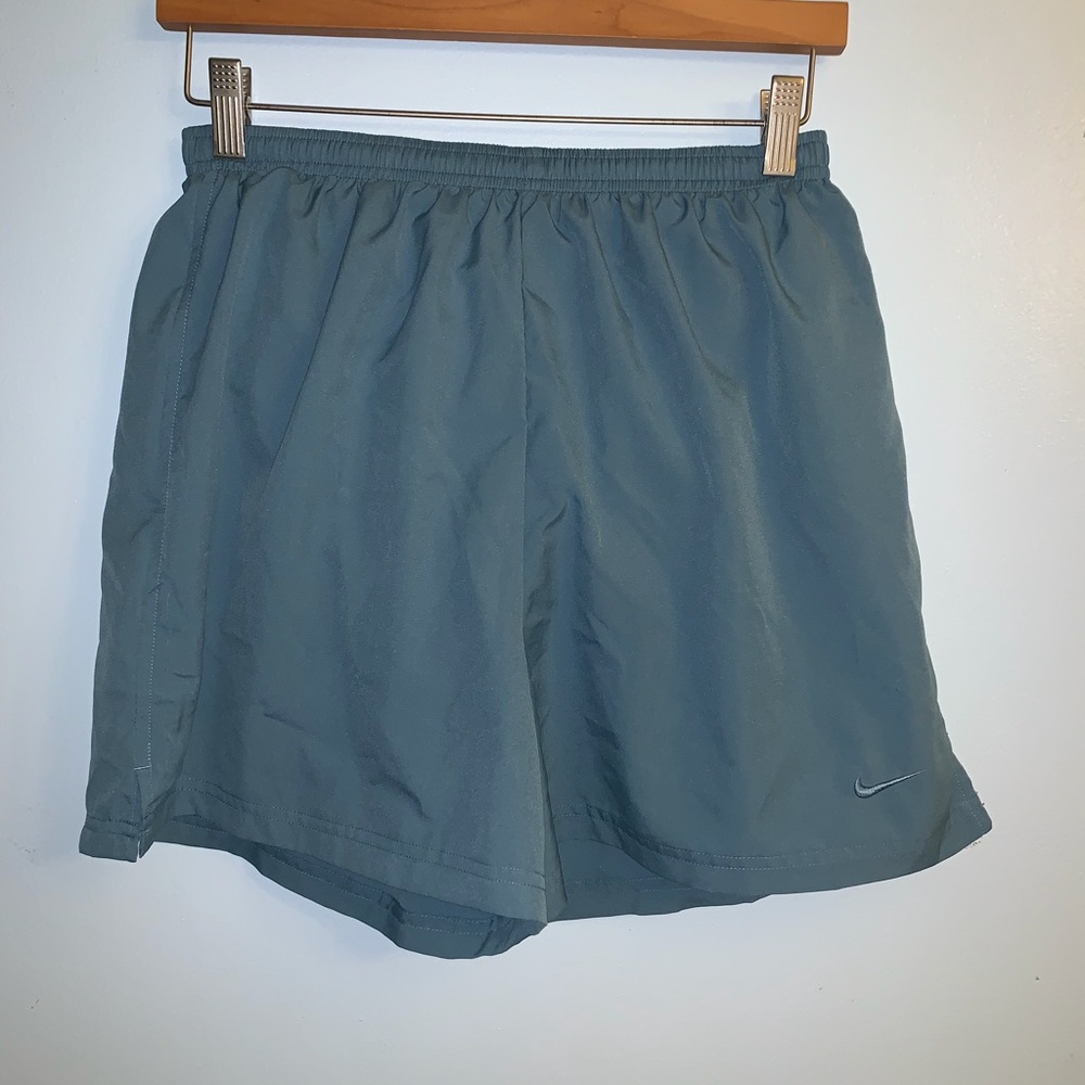 Blue nike shorts || s